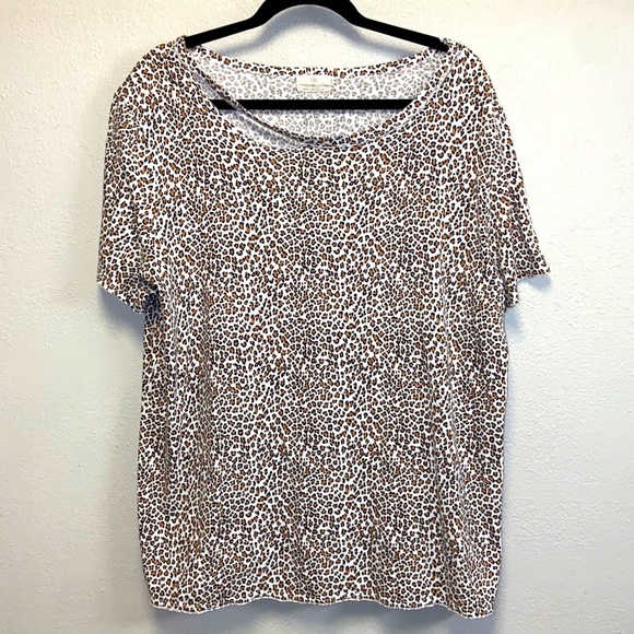 Anthropologie Tops - TLA by Anthropologie  Short Sleeve Animal Print Top 4979